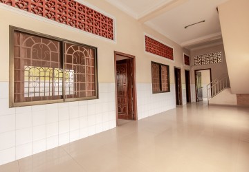 8 Bedroom Shophouse For Rent - Kouk Chak, Siem Reap thumbnail