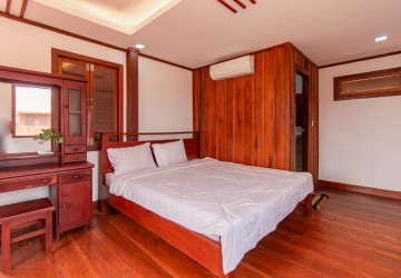 1 Bedroom Wooden Villa For Rent - Bakong District, Siem Reap thumbnail