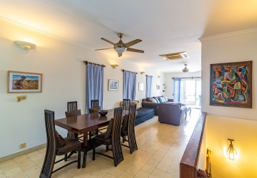 2 Bedroom Renovated Apartment For Sale - Phsar Chas, Phnom Penh thumbnail