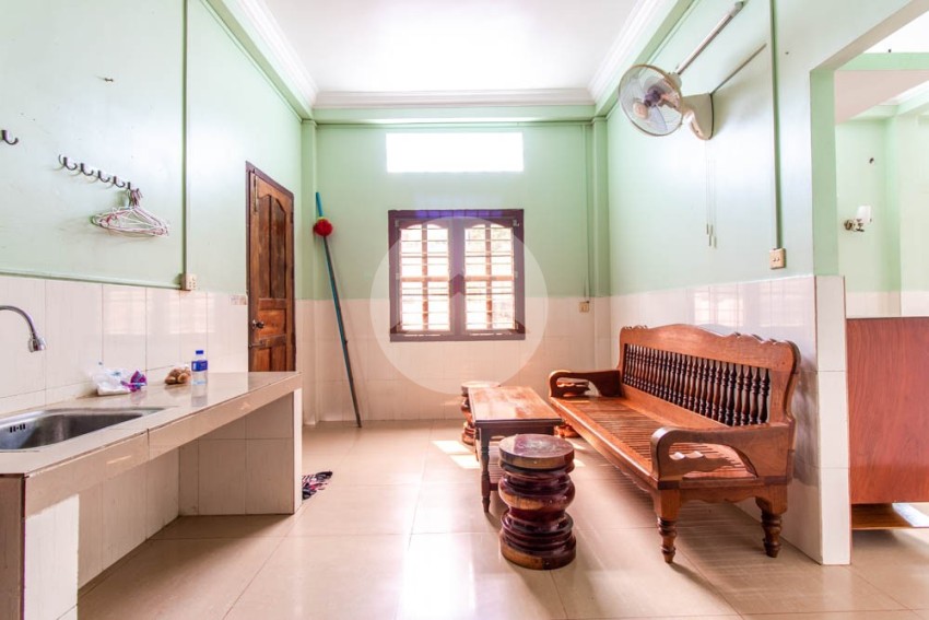 5 Bedroom Wooden House For Sale - Sala Kamreuk, Siem Reap