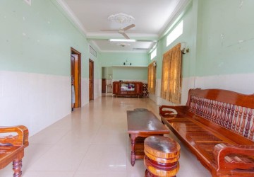 5 Bedroom Wooden House For Sale - Sala Kamreuk, Siem Reap thumbnail