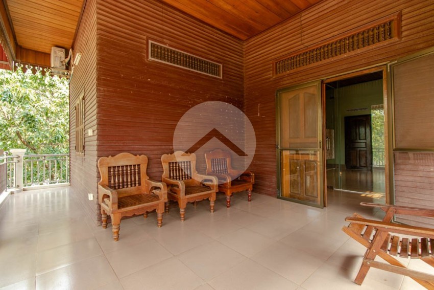 5 Bedroom Wooden House For Sale - Sala Kamreuk, Siem Reap