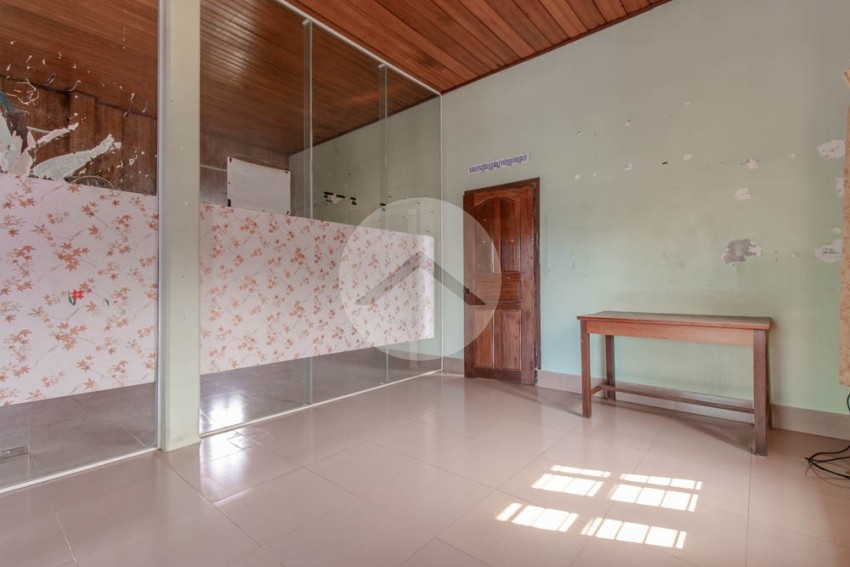 5 Bedroom Wooden House For Sale - Sala Kamreuk, Siem Reap