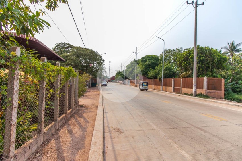 5 Bedroom Wooden House For Sale - Sala Kamreuk, Siem Reap