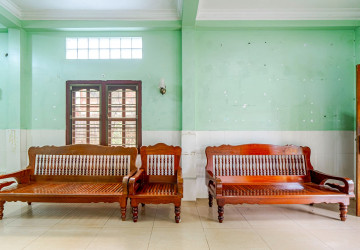 5 Bedroom Wooden House For Sale - Sala Kamreuk, Siem Reap - Image 4