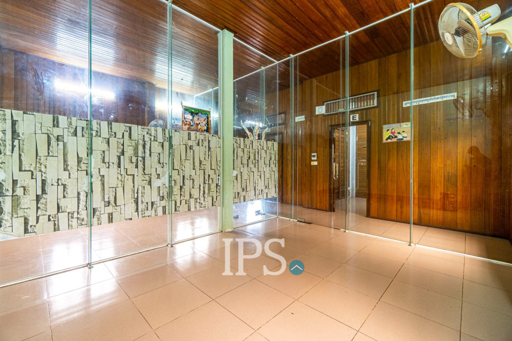 5 Bedroom Wooden House For Sale - Sala Kamreuk, Siem Reap - Image 16