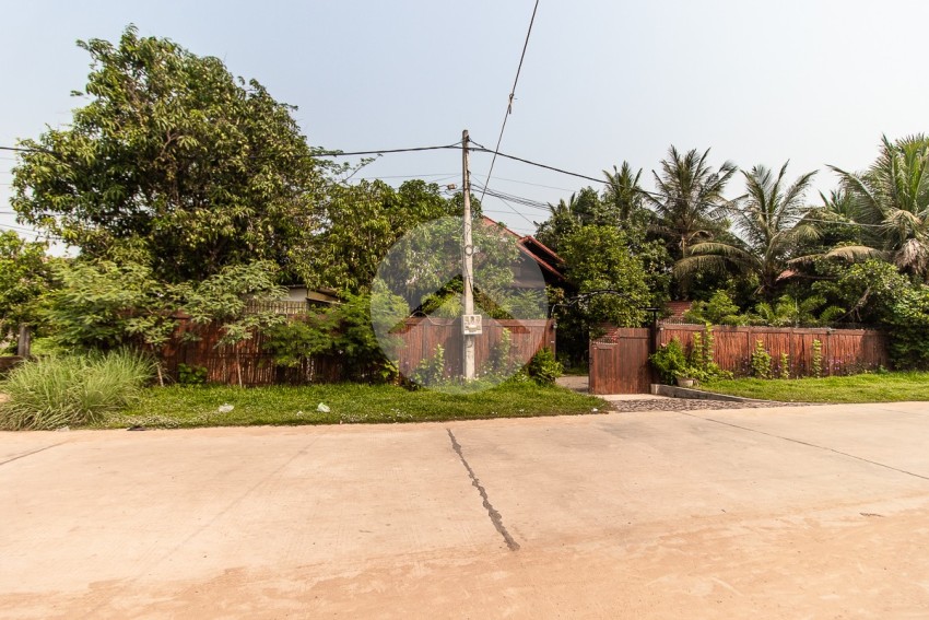 4 Bedroom House For Sale - Svay Dangkum, Siem Reap