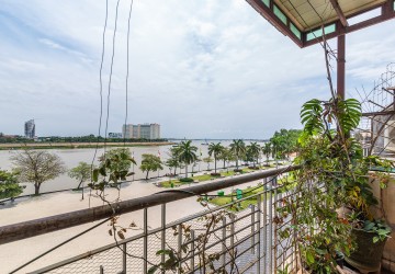 3 Bedroom Triplex Apartment For Sale - Riverside, Phnom Penh thumbnail