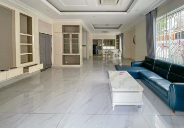5 Bedroom Prince Villa For Rent - Borey Peng Huoth Boeung Snor, Chbar Ampov, Phnom Penh thumbnail