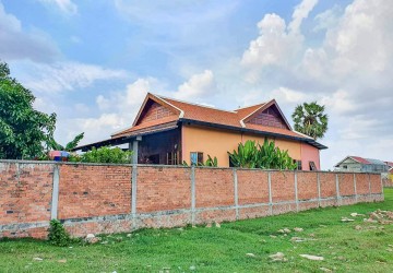 3 Bedroom Villa For Sale - Chreav, Siem Reap thumbnail