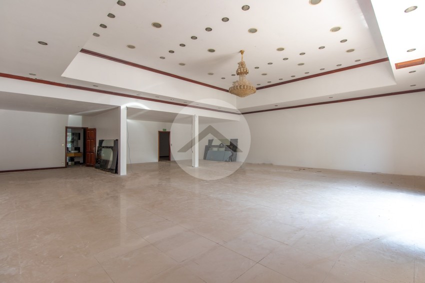 240 Sqm Commercial Space For Rent - Svay Dangkum, Siem Reap