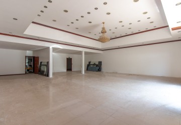 240 Sqm Commercial Space For Rent - Svay Dangkum, Siem Reap thumbnail