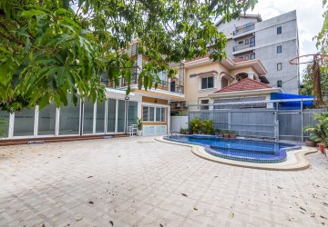 4 Bedroom Commercial Villa For Rent - Russian Market, Phnom Penh thumbnail