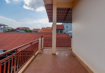 2 Bedroom Commercial Villa For Rent - Sala Kamreuk, Siem Reap thumbnail