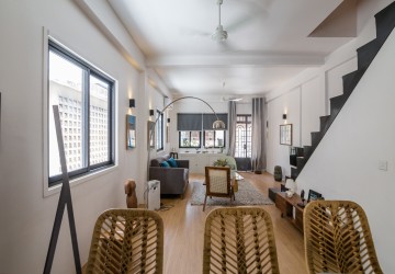 Renovated 2 Bedroom Apartment For Rent - Chakto Mukh, Phnom Penh thumbnail