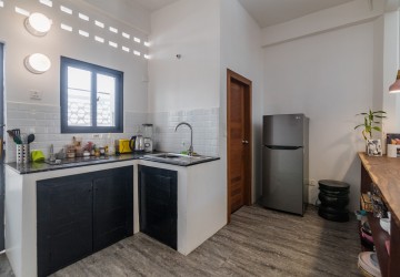 Renovated 2 Bedroom Apartment For Rent - Chakto Mukh, Phnom Penh thumbnail