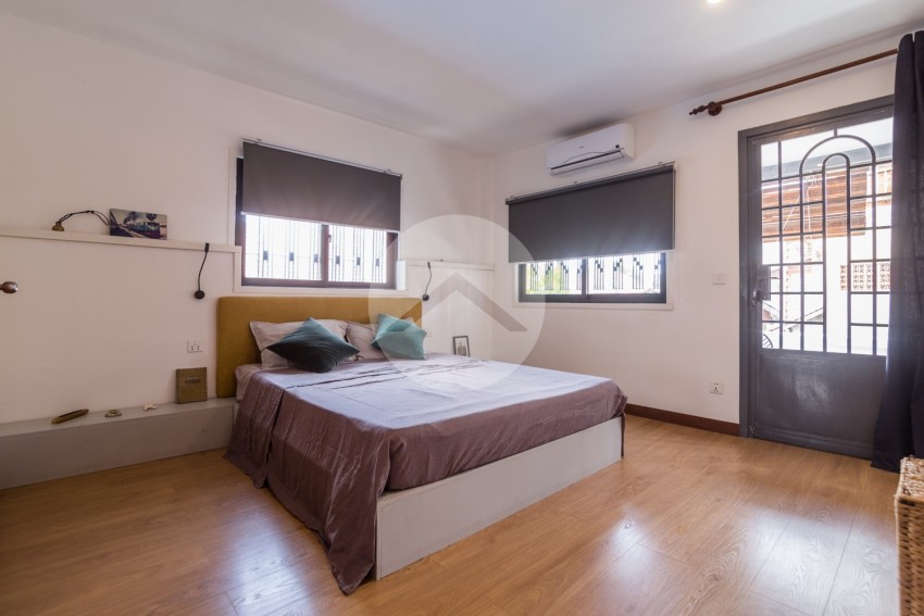 Renovated 2 Bedroom Apartment For Rent - Chakto Mukh, Phnom Penh