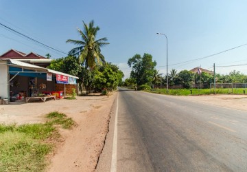 670 Sqm Land For Rent - Kandaek, Prasat Bakong, Siem Reap thumbnail