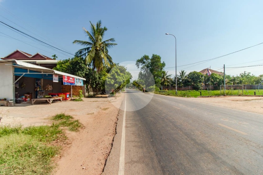 670 Sqm Land For Rent - Kandaek, Prasat Bakong, Siem Reap