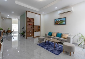 3 Bedroom Villa For Sale - Svay Dangkum, Siem Reap thumbnail