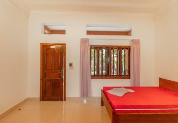 12 Bedroom Guesthouse For Sale - Svay Dangkum, Siem Reap thumbnail