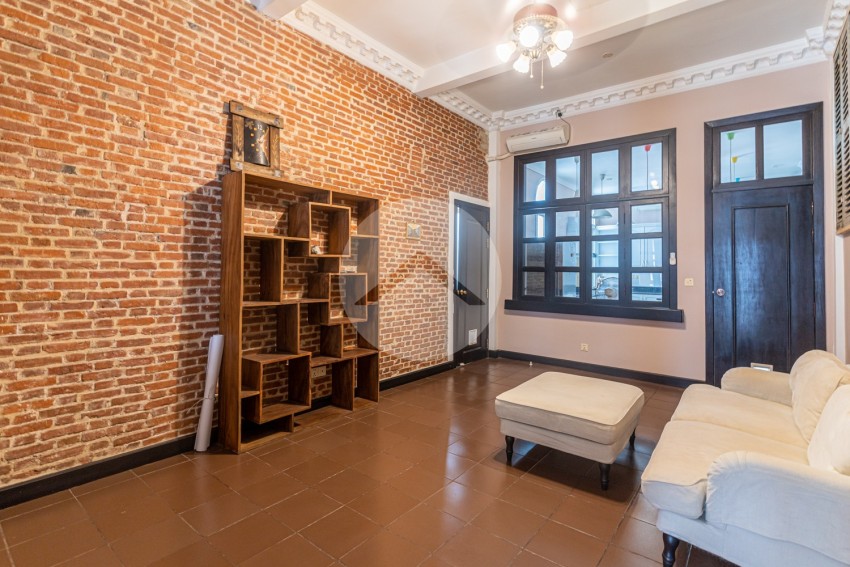 Renovated 6 Bedroom Apartment For Rent - Chey Chumneah, Phnom Penh