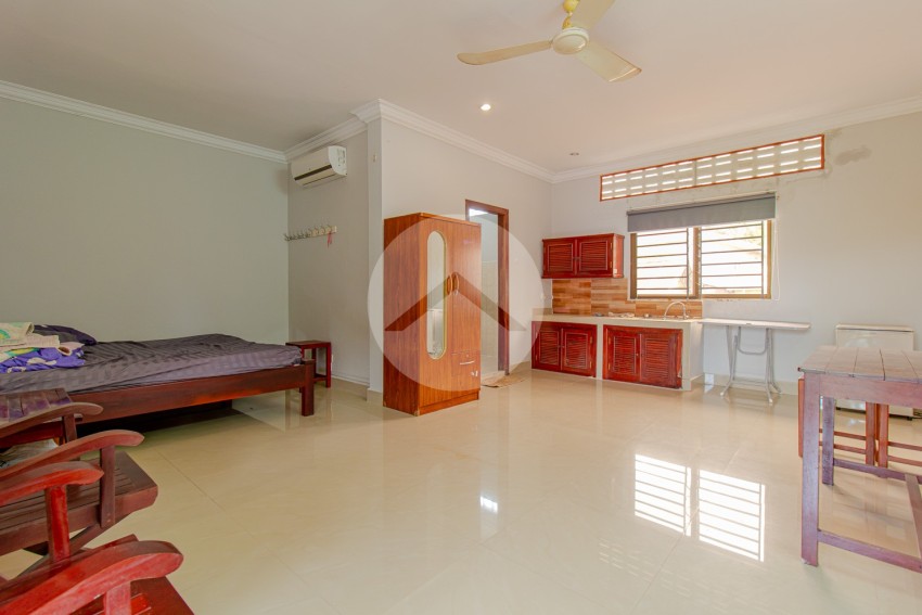 5 Bedroom Commercial Villa For Sale - Wat Bo Area, Siem Reap