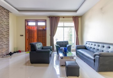 3 Bedroom Link Villa For Sale - Svay Dangkum, Siem Reap thumbnail