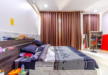 3 Bedroom Link Villa For Sale - Svay Dangkum, Siem Reap thumbnail