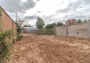 90 Sqm Land For Sale - Sala Kamreuk, Siem Reap thumbnail