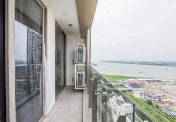 3 Bedroom Condo For Rent - The Peak, Tonle Bassac, Phnom Penh thumbnail