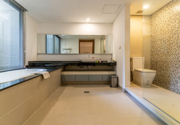 Duplex 2 Bedroom Serviced Condo For Rent - Condo 240, Chakto Mukh, Phnom Penh thumbnail