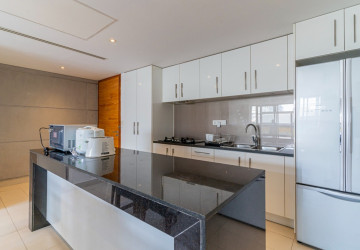 Duplex 2 Bedroom Serviced Condo For Rent - Condo 240, Chakto Mukh, Phnom Penh thumbnail