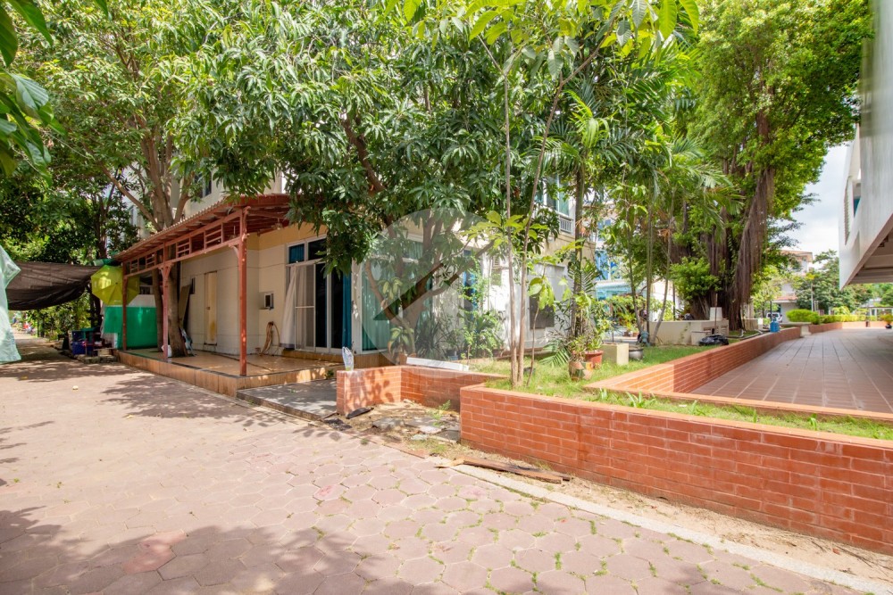 5 Bedroom Villa For Sale - Borey Camko City, Phnom Penh - Image 24