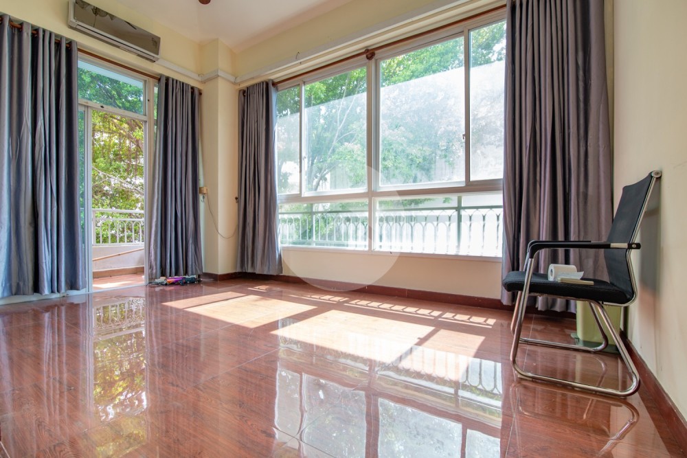 5 Bedroom Villa For Sale - Borey Camko City, Phnom Penh - Image 17