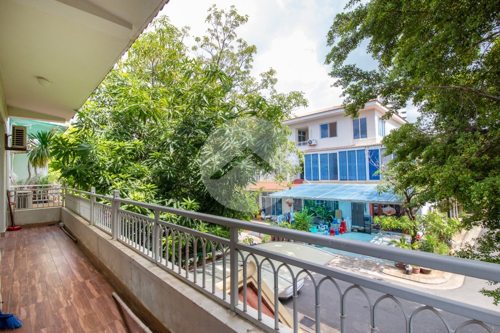 5 Bedroom Villa For Sale - Borey Camko City, Phnom Penh - Image 15