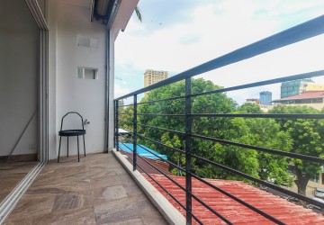 Renovated 2 Bedroom Apartment For Rent - Wat Phnom, Phnom Penh thumbnail