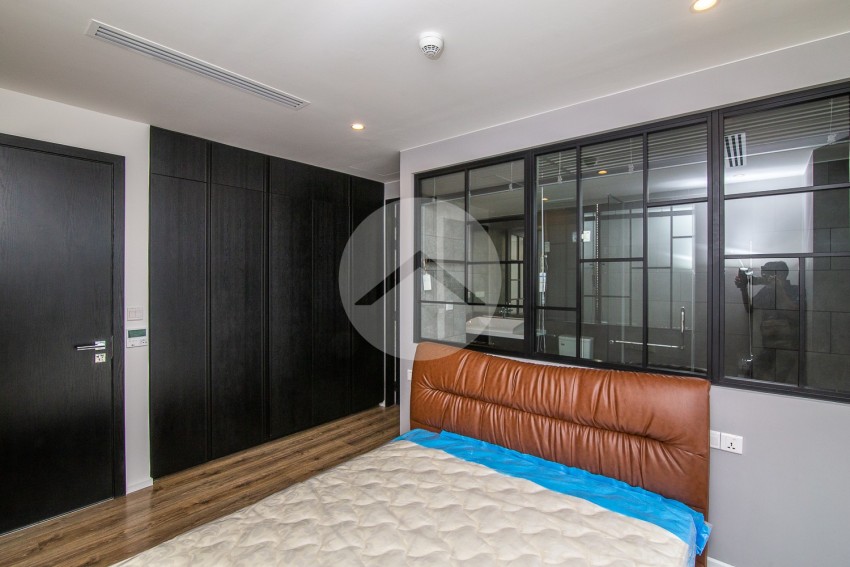 2 Bedroom Duplex Penthouse For Rent - BKK1, Phnom Penh