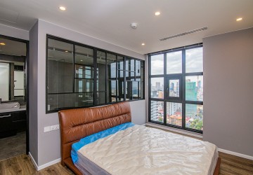 2 Bedroom Duplex Penthouse For Rent - BKK1, Phnom Penh thumbnail