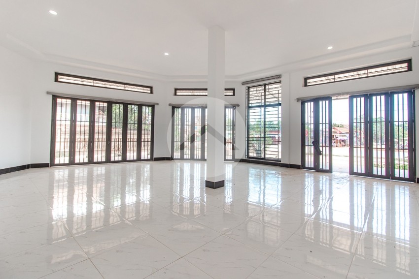 6 Bedroom Shophouse For Rent - Svay Dangkum, Siem Reap