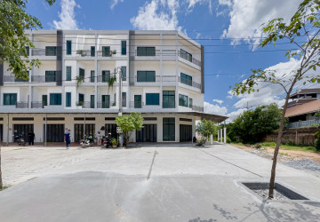 6 Bedroom Shophouse For Rent - Svay Dangkum, Siem Reap thumbnail