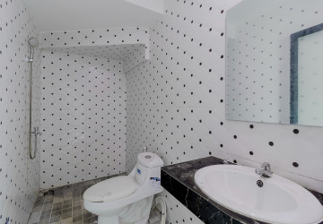 6 Bedroom Shophouse For Rent - Svay Dangkum, Siem Reap thumbnail