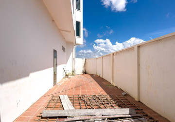 6 Bedroom Shophouse For Rent - Svay Dangkum, Siem Reap thumbnail