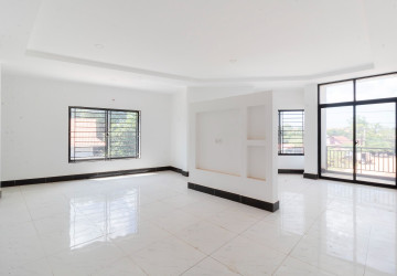 6 Bedroom Shophouse For Rent - Svay Dangkum, Siem Reap thumbnail