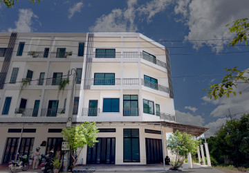 6 Bedroom Shophouse For Rent - Svay Dangkum, Siem Reap thumbnail