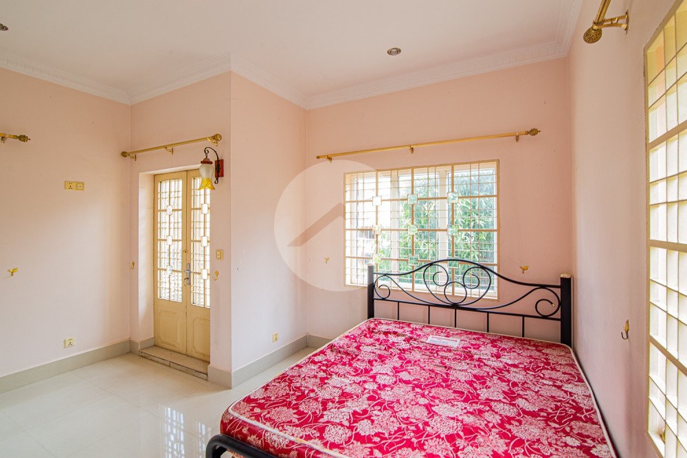 4 Bedroom Townhouse For Rent - Chamkarmorn, Phnom Penh thumbnail