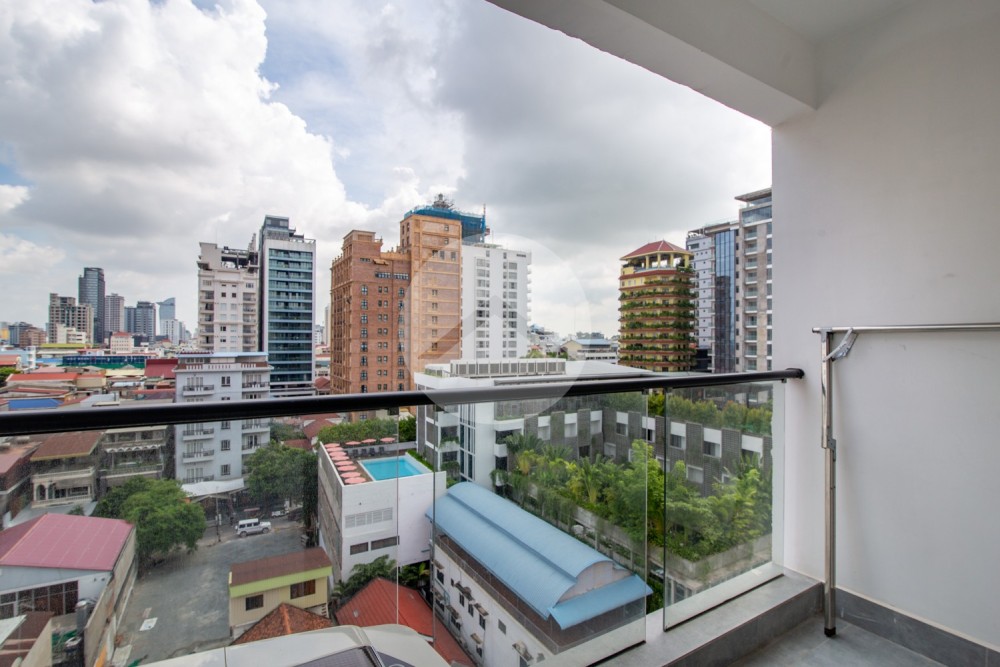 2 Bedroom Serviced Apartment For Rent - BKK1, Phnom Penh - Image 14