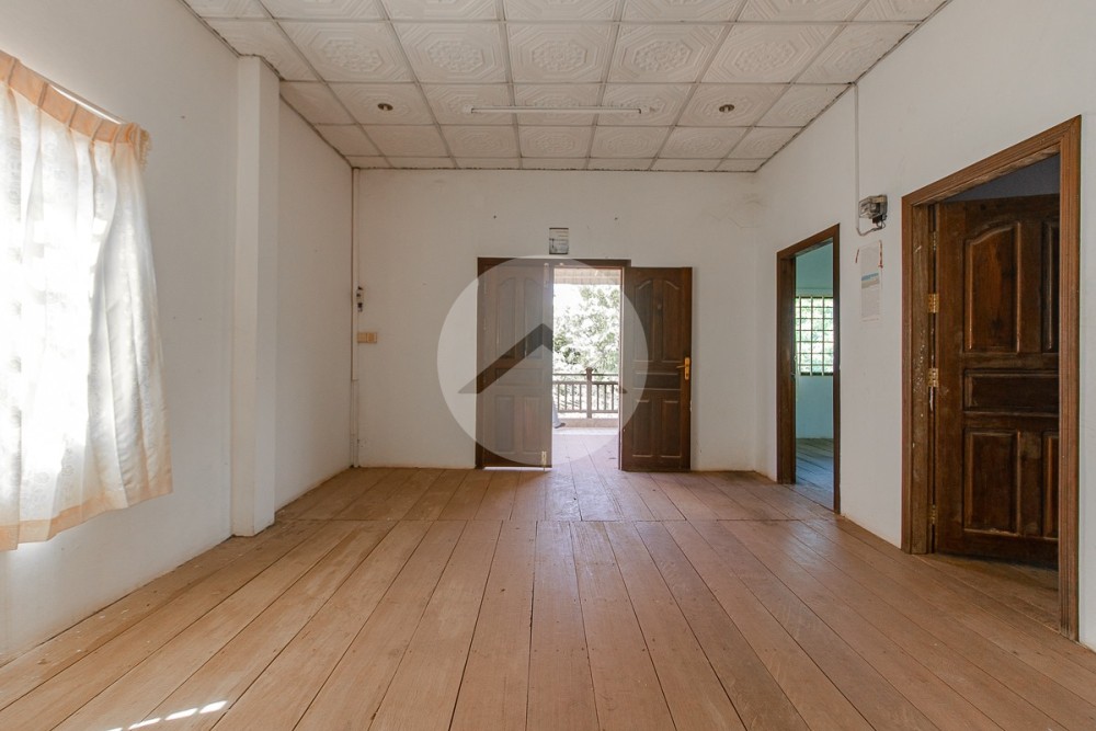 5 Bedroom House For Rent - Sala Kamreuk, Siem Reap - Image 11
