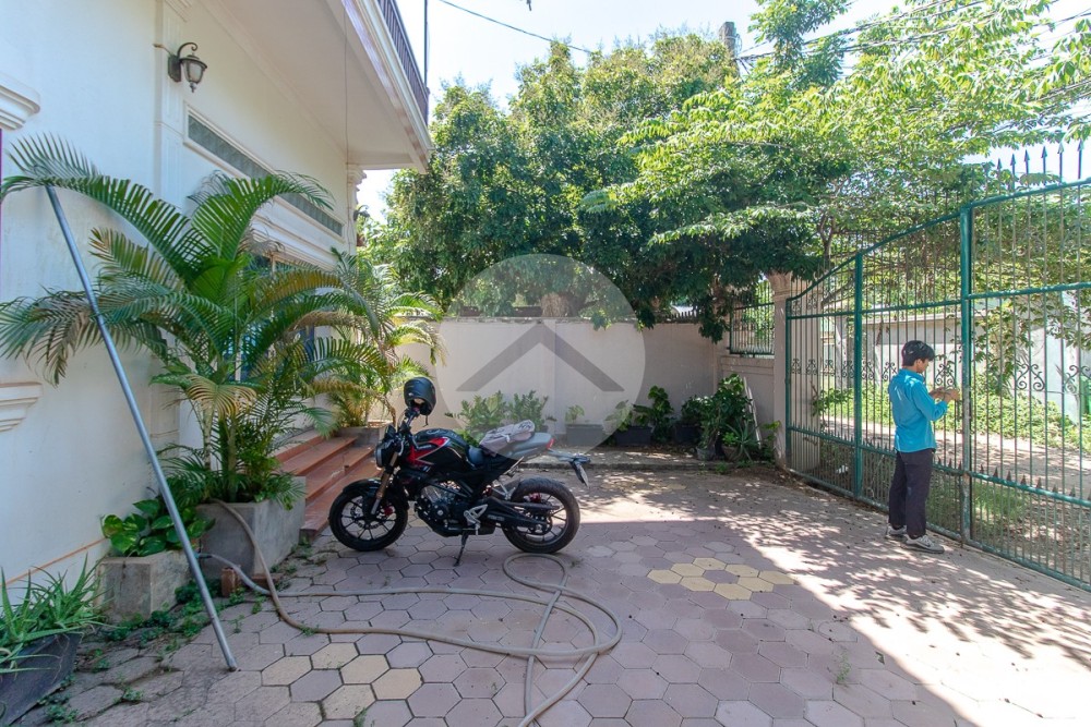 5 Bedroom House For Rent - Sala Kamreuk, Siem Reap - Image 17