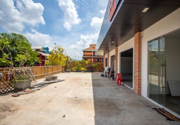 48 Sqm Office Space For Rent - Wat Bo  Wat Damnak, Siem Reap thumbnail